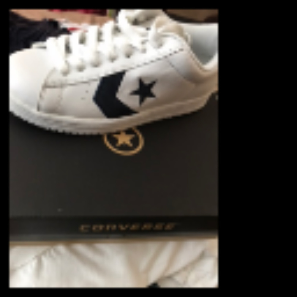 NEW Converse White Leather W/ Navy Logo